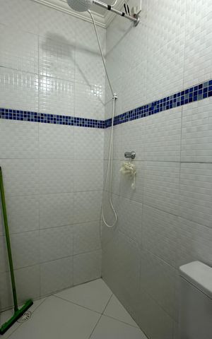 Casa à venda com 342m², 3 quartos e 4 vagas Casa à venda com 342m², 3 quartos e 4 vagasBanheiro da Suíte 2