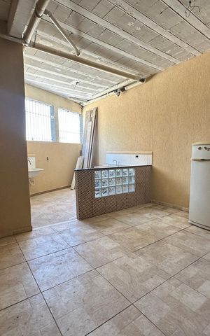 Casa à venda com 342m², 3 quartos e 4 vagas Casa à venda com 342m², 3 quartos e 4 vagasQuintal