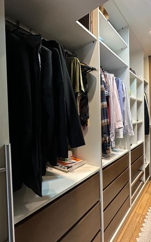 Casa à venda com 342m², 3 quartos e 4 vagas Casa à venda com 342m², 3 quartos e 4 vagasCloset da suíte 3