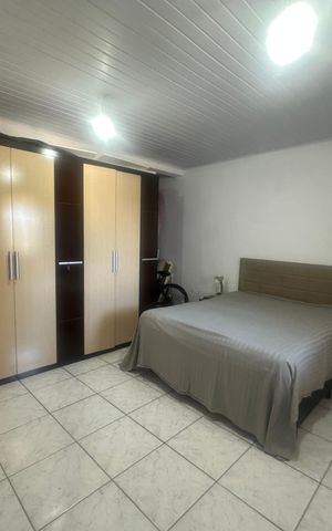 Casa à venda com 342m², 3 quartos e 4 vagas Casa à venda com 342m², 3 quartos e 4 vagasSuíte 1