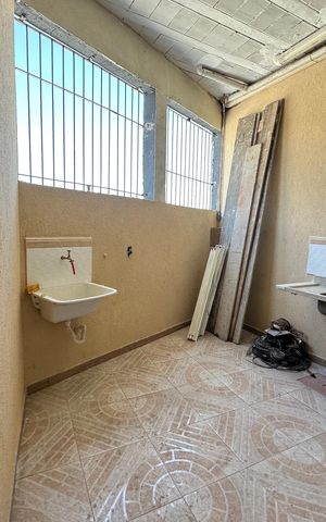 Casa à venda com 342m², 3 quartos e 4 vagas Casa à venda com 342m², 3 quartos e 4 vagasQuintal
