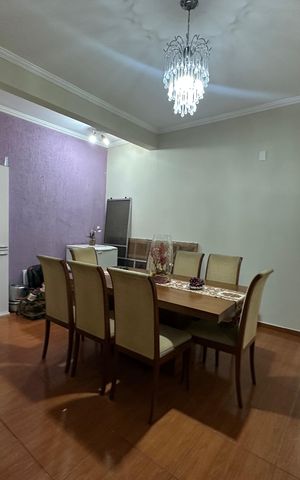 Casa à venda com 342m², 3 quartos e 4 vagas Casa à venda com 342m², 3 quartos e 4 vagasSala de Jantar