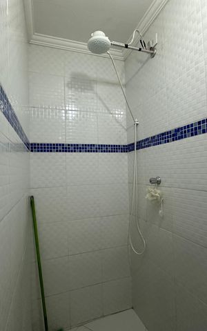 Casa à venda com 342m², 3 quartos e 4 vagas Casa à venda com 342m², 3 quartos e 4 vagasBanheiro da Suíte 2