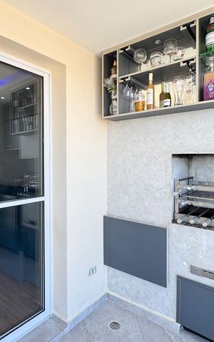 Apartamento à venda com 75m², 3 quartos e 2 vagas Apartamento à venda com 75m², 3 quartos e 2 vagasSacada
