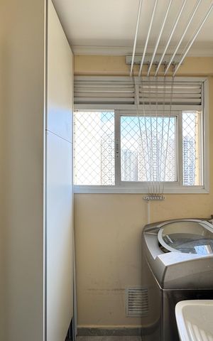 Apartamento à venda com 75m², 3 quartos e 2 vagas Apartamento à venda com 75m², 3 quartos e 2 vagasÁrea de Serviço