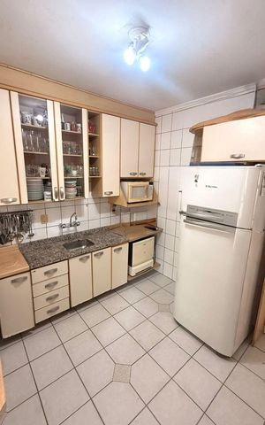 Casa de condomínio à venda com 257m², 4 quartos e 2 vagas Casa de condomínio à venda com 257m², 4 quartos e 2 vagasCozinha