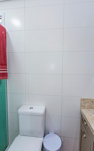 Casa à venda com 100m², 3 quartos e 3 vagasBanheiro suite