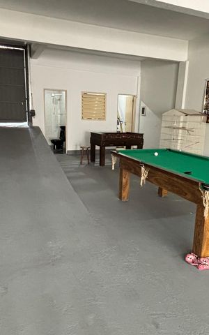 Casa para alugar com 400m², 4 quartos e 6 vagas