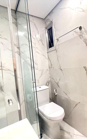 Apartamento à venda com 340m², 4 quartos e 3 vagas Apartamento à venda com 340m², 4 quartos e 3 vagasBanheiro
