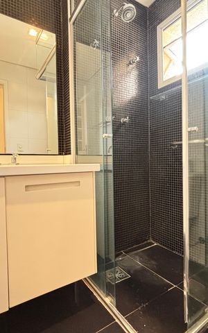 Apartamento à venda com 75m², 1 quarto e 2 vagas Apartamento à venda com 75m², 1 quarto e 2 vagasBanheiro da Suíte