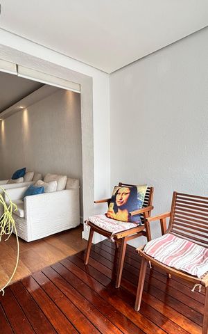 Apartamento à venda com 75m², 1 quarto e 2 vagas Apartamento à venda com 75m², 1 quarto e 2 vagasVaranda