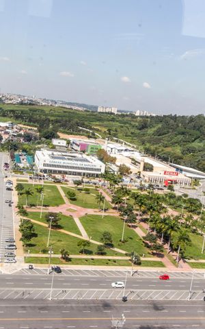 Apartamento para alugar com 68m², 2 quartos e 1 vagaVista