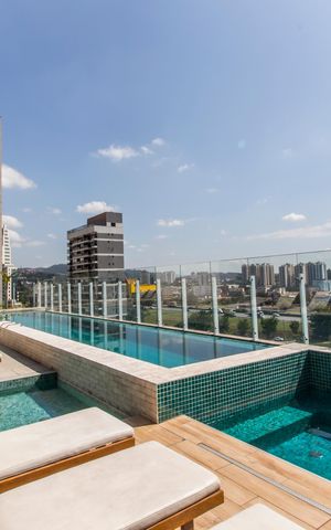 Apartamento para alugar com 68m², 2 quartos e 1 vagaPiscina