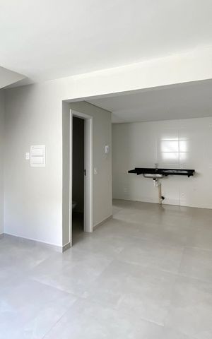 Casa à venda com 74m², 2 quartos e 1 vaga