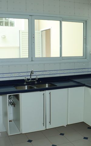 Casa de condomínio para alugar com 517m², 5 quartos e 4 vagasCozinha