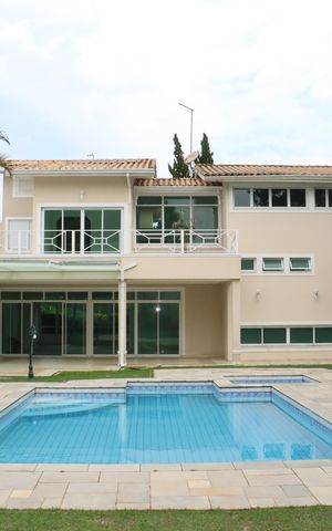 Casa de condomínio para alugar com 517m², 5 quartos e 4 vagasÁrea comum