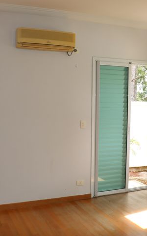 Casa de condomínio para alugar com 517m², 5 quartos e 4 vagasSuíte 2