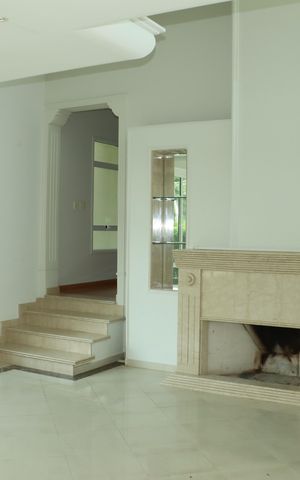 Casa de condomínio para alugar com 517m², 5 quartos e 4 vagasSala