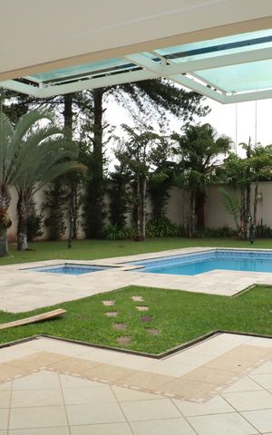 Casa de condomínio para alugar com 517m², 5 quartos e 4 vagasÁrea comum