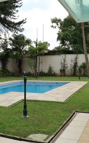 Casa de condomínio para alugar com 517m², 5 quartos e 4 vagasÁrea comum