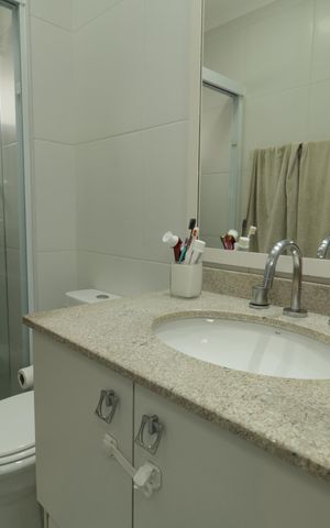 Apartamento à venda com 76m², 2 quartos e 1 vagaBanheiro da Suíte 2