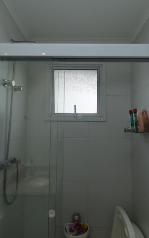 Apartamento à venda com 76m², 2 quartos e 1 vagaBanheiro da Suíte 1