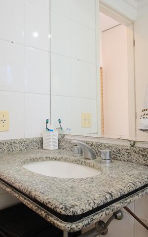 Apartamento à venda com 82m², 3 quartos e 1 vagaBanheiro da Suíte
