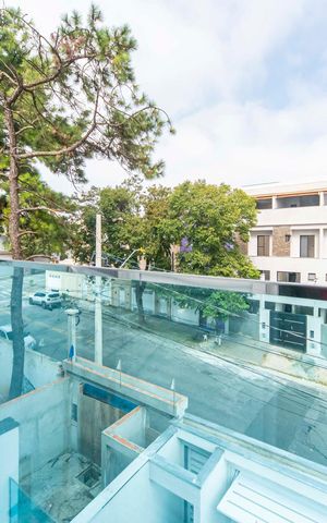 Casa à venda com 150m², 3 quartos e 4 vagas Casa à venda com 150m², 3 quartos e 4 vagasVaranda do Quarto 1