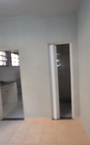 Casa para alugar com 53m², 1 quarto e sem vagaSala