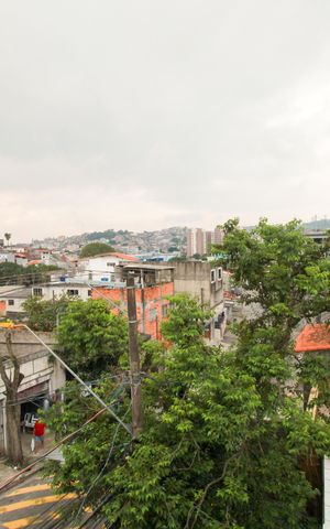 Casa à venda com 200m², 5 quartos e 1 vaga Casa à venda com 200m², 5 quartos e 1 vagaVista da Área de Serviço