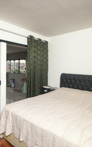Casa à venda com 200m², 5 quartos e 1 vaga Casa à venda com 200m², 5 quartos e 1 vagaSuíte