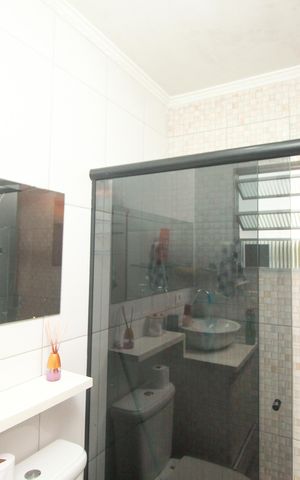Casa à venda com 200m², 5 quartos e 1 vaga Casa à venda com 200m², 5 quartos e 1 vagaBanheiro 1