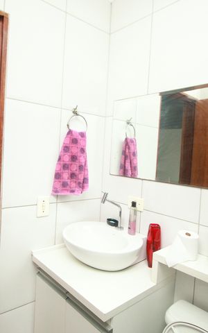 Casa à venda com 200m², 5 quartos e 1 vaga Casa à venda com 200m², 5 quartos e 1 vagaBanheiro 2