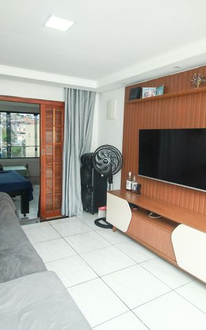 Casa à venda com 200m², 5 quartos e 1 vaga Casa à venda com 200m², 5 quartos e 1 vagaSala