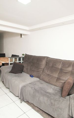 Casa à venda com 200m², 5 quartos e 1 vaga Casa à venda com 200m², 5 quartos e 1 vagaSala