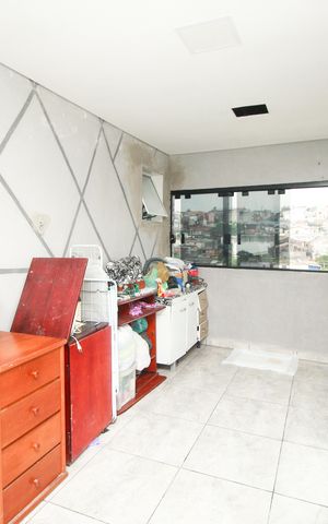 Casa à venda com 200m², 5 quartos e 1 vaga Casa à venda com 200m², 5 quartos e 1 vagaÁrea de Serviço