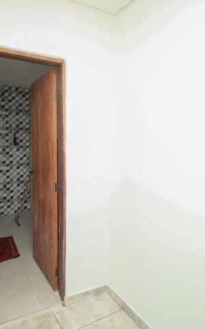 Casa à venda com 200m², 5 quartos e 1 vaga Casa à venda com 200m², 5 quartos e 1 vagaCloset