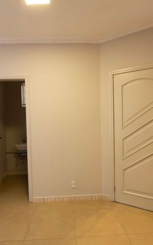 Casa para alugar com 232m², 4 quartos e 3 vagas