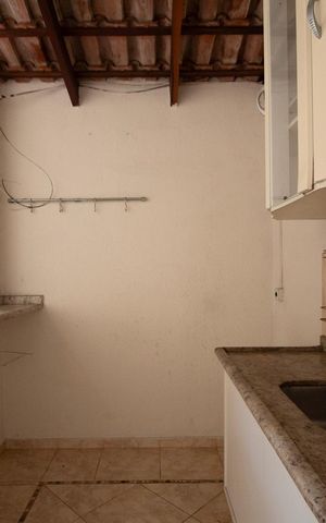 Casa para alugar com 232m², 4 quartos e 3 vagas