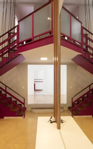 Casa para alugar com 232m², 4 quartos e 3 vagas