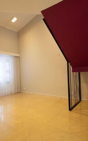 Casa para alugar com 232m², 4 quartos e 3 vagas
