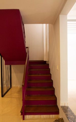Casa para alugar com 232m², 4 quartos e 3 vagas