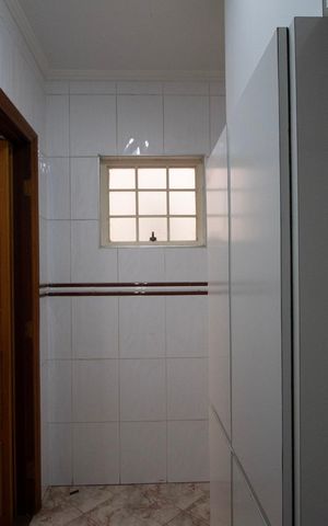 Casa para alugar com 232m², 4 quartos e 3 vagas