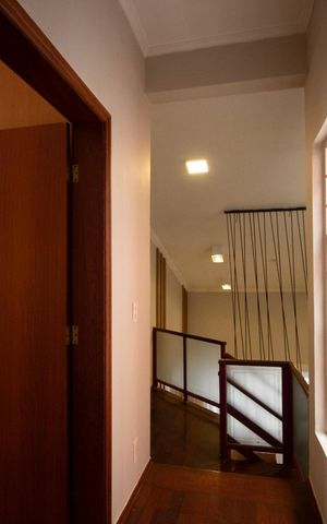 Casa para alugar com 232m², 4 quartos e 3 vagas