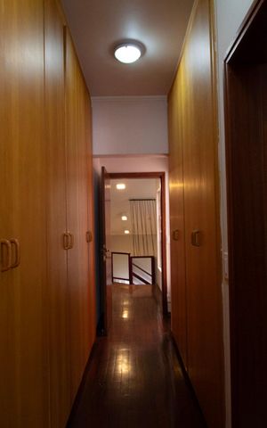 Casa para alugar com 232m², 4 quartos e 3 vagas