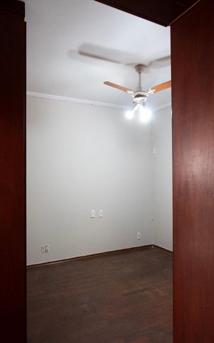 Casa para alugar com 232m², 4 quartos e 3 vagas