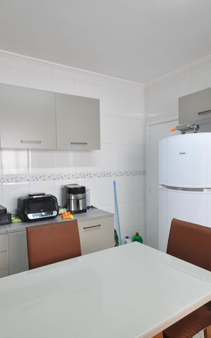 Casa à venda com 150m², 3 quartos e 2 vagasCozinha