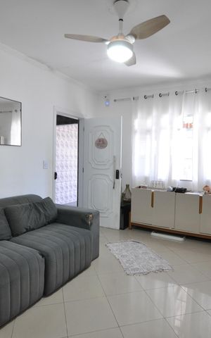 Casa à venda com 150m², 3 quartos e 2 vagasSala