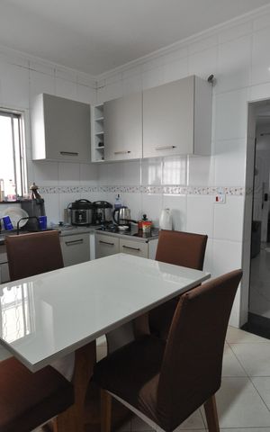 Casa à venda com 150m², 3 quartos e 2 vagasCozinha