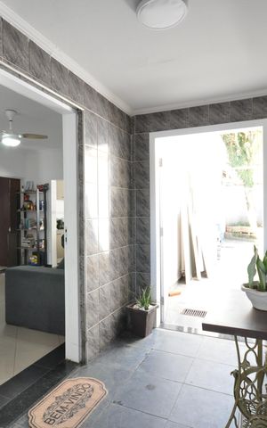 Casa à venda com 150m², 3 quartos e 2 vagasHall de entrada